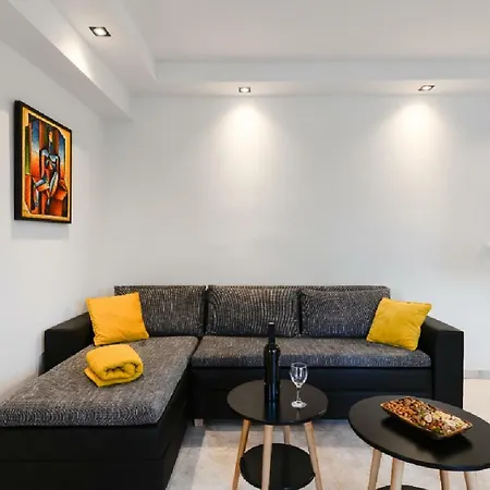 Apartment Donatus - Modern Near The Bridge/centre