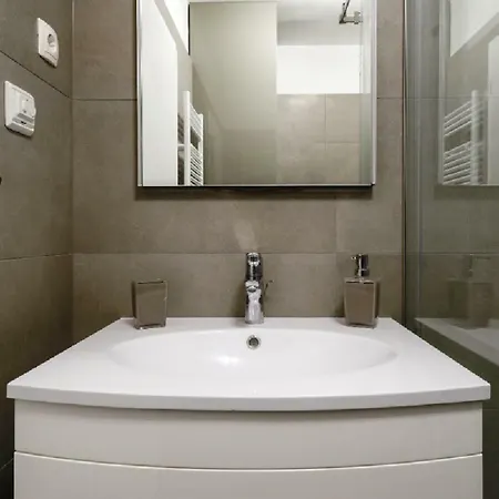 Donatus - Modern Near The Bridge/centre Apartment *